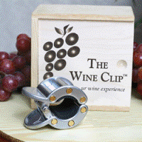 The Wine Clip Magnetic Wine Conditioner in Wood Gift Box
